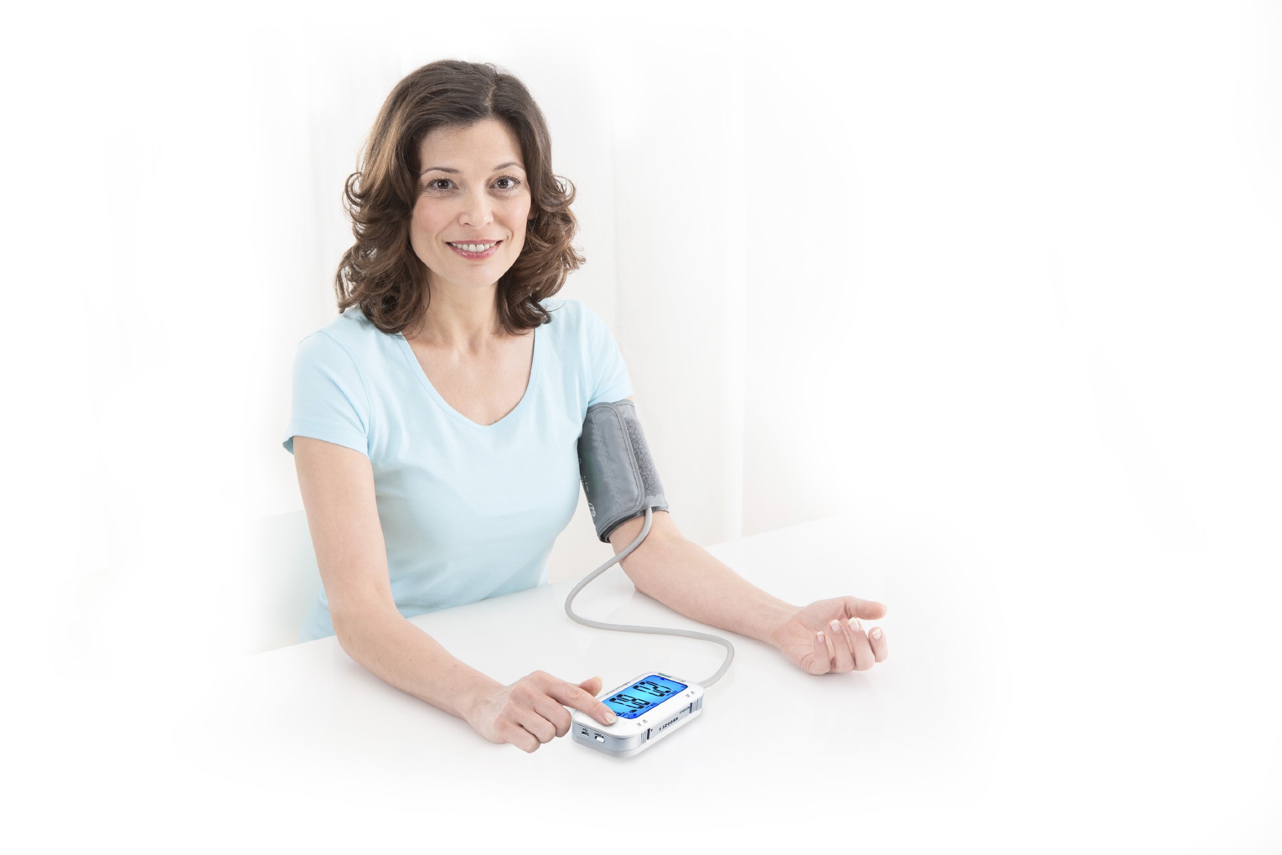 medisana-bu-575-2in1-connect-sfigmomanometro-da-braccio-con-bluetooth-e-app-vita image 3