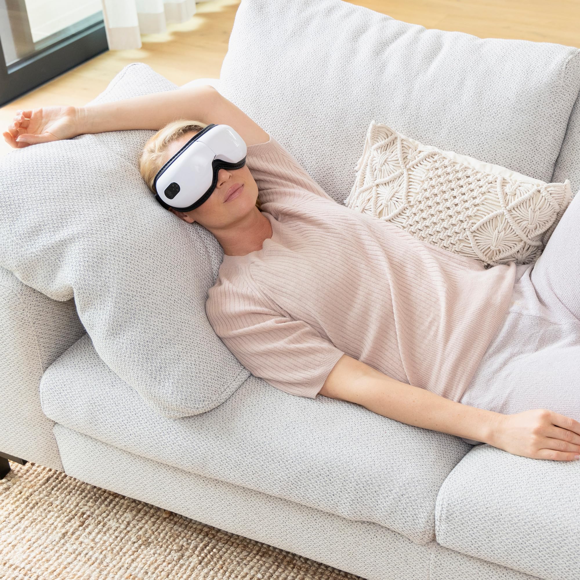 medisana-em-100-massaggiatore-per-occhi-con-compressione-d-aria-vibrazione-calor image 2